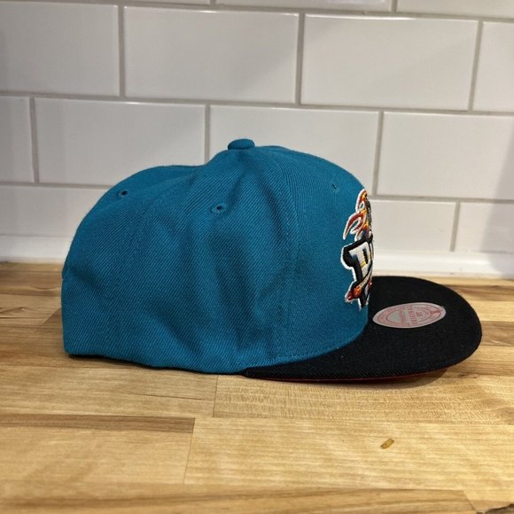 Mitchell & Ness Detroit Pistons Snapback Hat Teal Black Sports Basketball - Picture 3 of 10